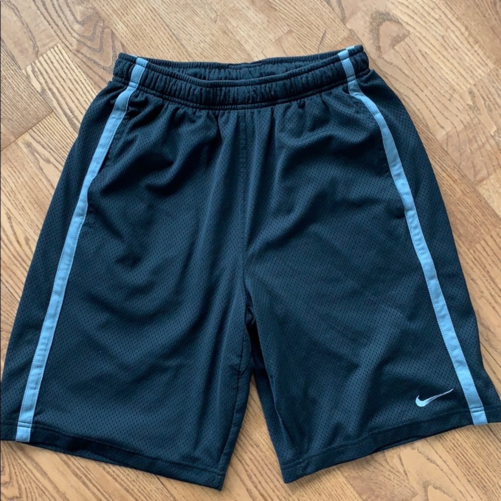 Nike Men’s Medium shorts